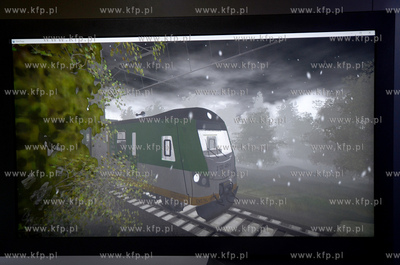 Gdynia. Prezentacja symulatora lokomotywy SIMTRAQ....