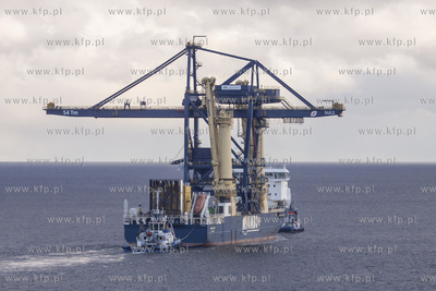 Suwnica nabrzeżowa do rozładunku ładunków masowych...