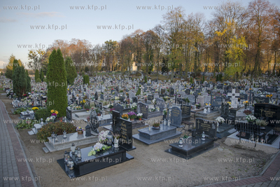 Cmentarz parafialny w Pelplinie29.10.2019Fot. Krzysztof...