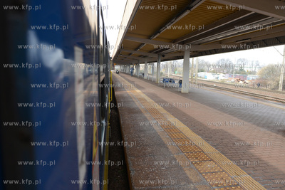 Z powodu stanu epidemii koronawirusa COVID-19 opustoszaly...