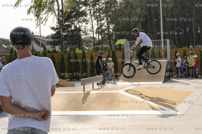 Bojano, wieś na kaszubach w powiecie wejherowskim....