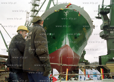 W Stoczni Gdanskiej nalezacej do grupy Stocznia Gdynia...