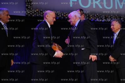 Gdansk, GLOBE FORUM 2009. Nz Pawel Olechnowicz - prezes...