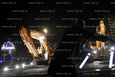 Gdansk. Performance pt. Triumf Ognia, Cial i Maszyn...