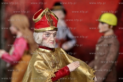 Ruchoma szopka bozonarodzeniowa w kosciele sw. Trojcy...