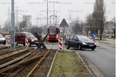 Przebudowa skrzyzowania ul. Marynarki Polskiej z ul.Uczniowska...