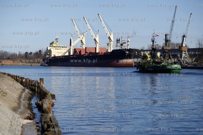 Statek Assimina II w Porcie Gdanskim
28.02.2014
fot....