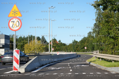 Ekostrada - nowa droga rowerowa w al. Armii Krajowej...