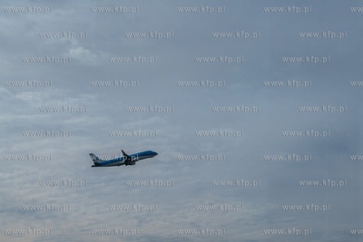 Gdańsk, Port Lotniczy im. Lecha Wałęsy. Z powodu...