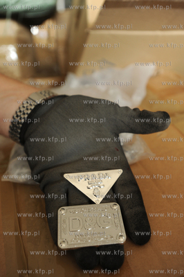 Funkcjonariusze Granicznego Referatu Zwalczania Przestepczosci...