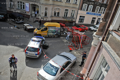 Gdansk. Ul Wajdeloty. Wypadek na wysokosci, w ktorym...