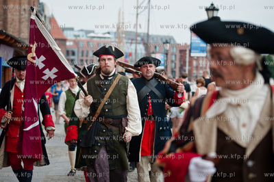 Gdansk. Zlot Zaglowcow Baltic Sail Gdansk 2013. Przemarsz...