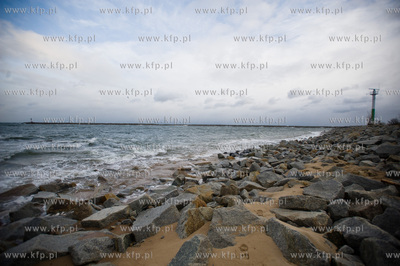 Ggansk. Gorki Zachodnie. Wysoka fala i calkowicie zalana...