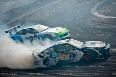 Gdansk. Plac przed PGE Arena. Zawody Drift Masters...