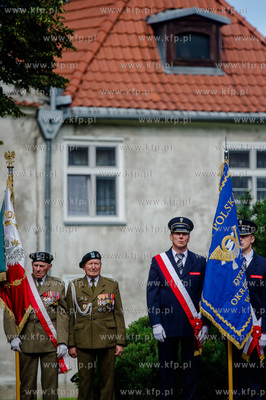 Gdansk. Msza Swieta na placu Obroncow Poczty Polskiej...