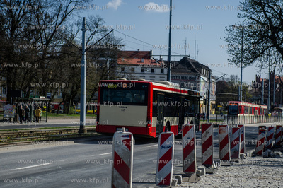 Gdansk. Przejazd przez Hucisko otwarty dla kierowcow....
