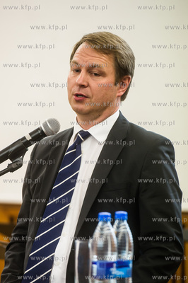 Gdansk. Oliwa. V Liceum Ogolnoksztalcace. Sesja Rady...