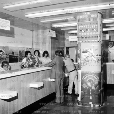Biuro Orbisu na Swietojanskiej w Gdyni.
21.06.1975
5czerwiec75_z.kosycarz_p47
Fot....