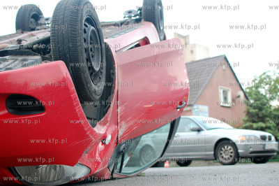 Gdansk. Wypadek na ul. Kolobrzeskiej. Ok. godz. 20.00...