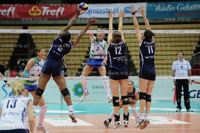 Hala Ergo Arena. Mecz siatkowki damskiej Atom Trefl...