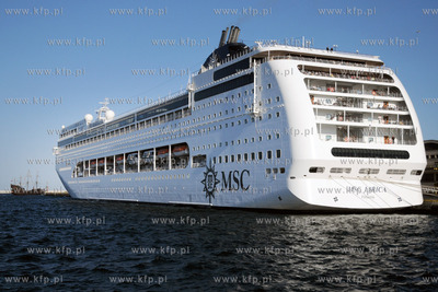 Do gdynskiego portu zawinal MSC LIRYCA - pierwszy w...