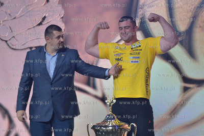 XV edycja Pucharu Swiata Zawodowcw w Armwrestlingu...