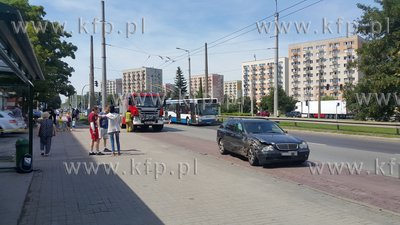 Wypadek w Gdyni na skrzyżowaniu ul. Morskiej z Chylońską....