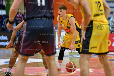 Hala 100 lecia Sopotu. Różowy mecz Energa Trefl Sopot...