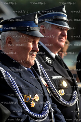 Banino, ul. Tuchomska. Uroczystosc wmurowania kamienia...