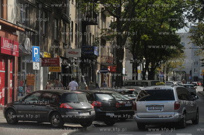 Gdynia, ul. Abrahama pomiedzy 10 Lutego, a Armii Krajowej...