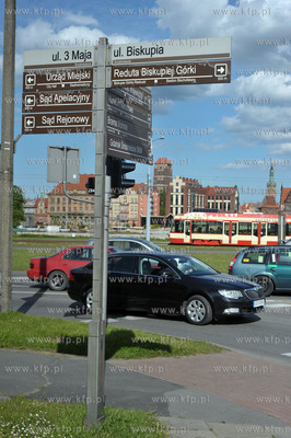 Gdansk. Skrzyzowanie  ul. 3 maja i Armii Krajowej ,...