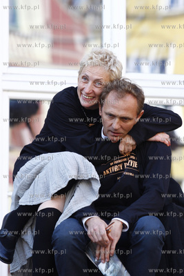 Gdansk. Dlugi Targ. Happening pt Aktorzy Przyjechali...