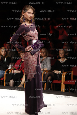 Gdansk. Gala Bursztynu i Mody Amberif 2011. Nz  pokaz...