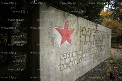 Sopot. Cmentarz Zolnierzy Radzieckich.
24.10.2012
fot....