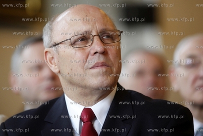 Gdansk. Ratusz Glownomiejski. Uroczystosc wreczenia...