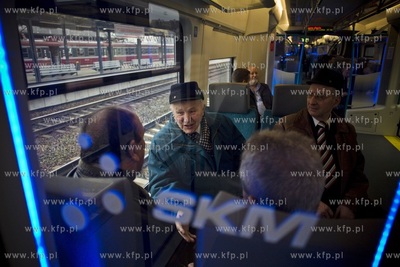 Inauguracyjny przejazd  nowym pociągiem PKP SKM, typu...