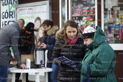 Posłanka PO Agnieszka Pomaska zbiera podpisy pod petycją...