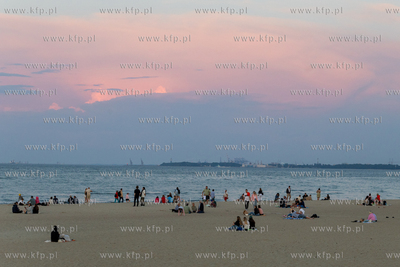 Sopot. Molo. Dni Kurortu w Sopocie. Nz. Silent disco....