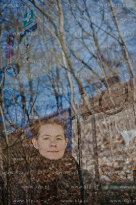 Gdansk. Dworzec PKS. Pani Irena Turbiarz, jedna z bohaterek,...