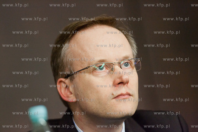 Gdansk. Sala BHP Stoczni Gdanskiej. Prezentacja 2 tomu...