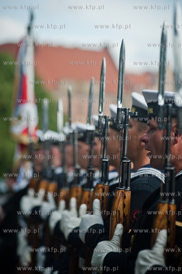 Gdansk. Targ Rakowy. Pomnik  Polskiego Panstwa Podziemnego....