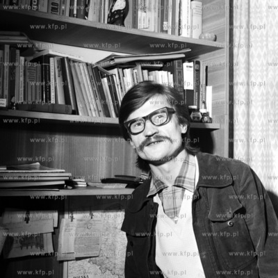 Jacek Kotlica - prozaik , krytyk literacki , dziennikarz...