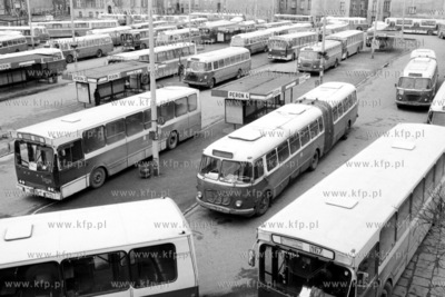 Dworzec  autobusowy autobusów miejskiech na ul. Jana...