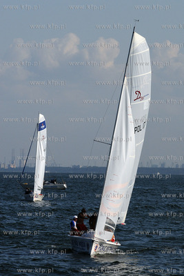 Przystan Jachtowa Marina Gdynia. IV Targi Sportow Wodnych...