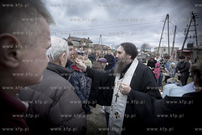 Bialystok-Ogrodniczki. Swieta Wielkanocne w kosciele...