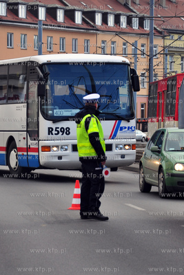 Gdansk. Wypadek na ul. Waly Jagiellonskie. Kierowca...