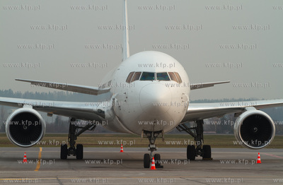 Gdansk, Rebiechowo. Nz. Boeing 767 Ryan International...