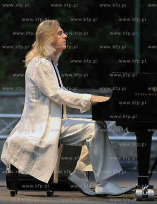 Sopot Opera Lesna. Prezydent Bronislaw Komorowski uczestniczyl...