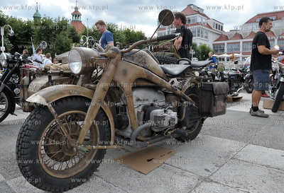 Sopot. Skwer Kuracyjny. Zlot zabytkowych motocykli....