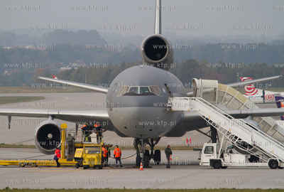 Port Lotniczy Gdansk. Nz. McDonnell Douglas KDC10 Krolewskich...